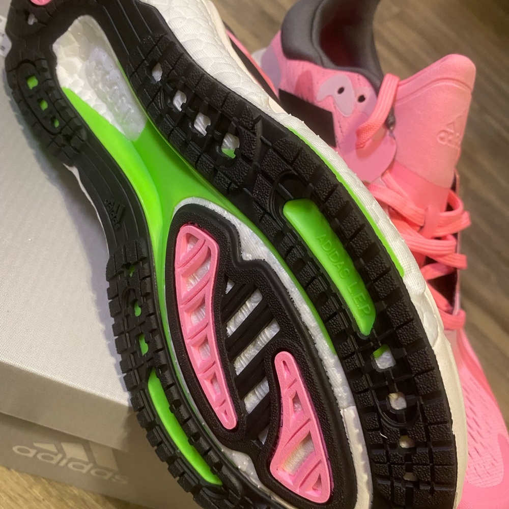 Adidas Solar Boost 4W